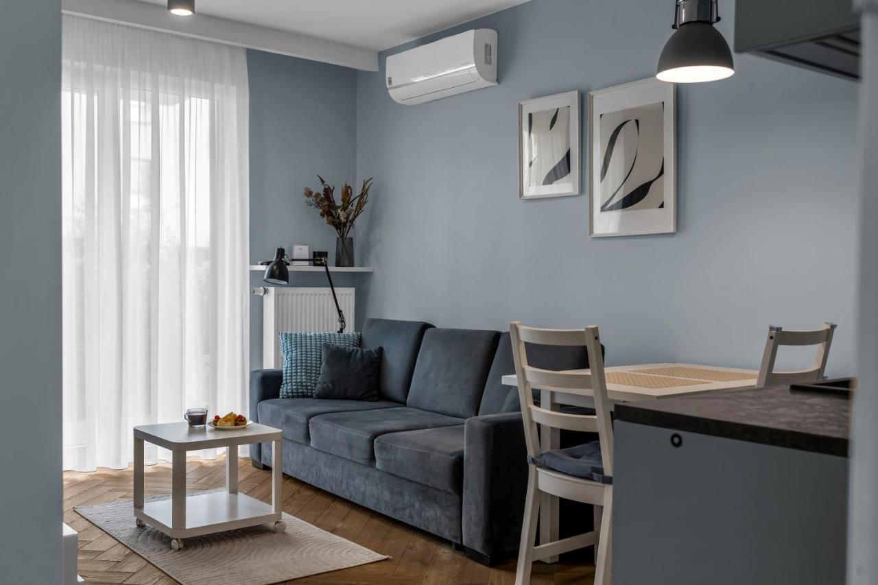 Apartament Airport With Private Terrace *