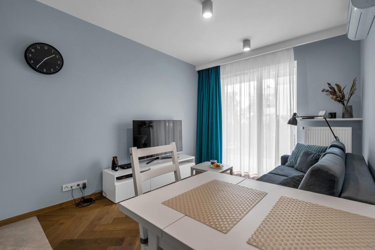 Apartament Airport With Private Terrace Warszawa